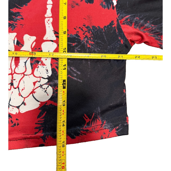 WOMENS CROP TOP SIZE LARGE IN RED AND BLACK W/2 SKELETAL HANDS ON FRONT - Picture 4 of 9